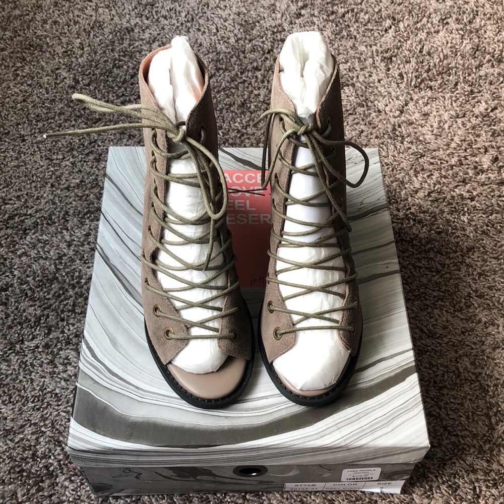 Jeffrey Campbell Minimal Lace Up Heel